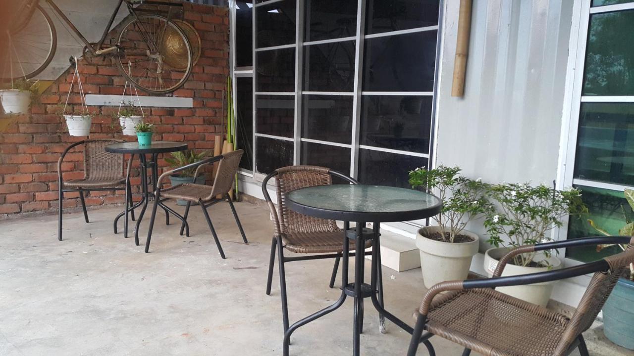 Dangau Sala D'Kontena Alor Setar Luaran gambar