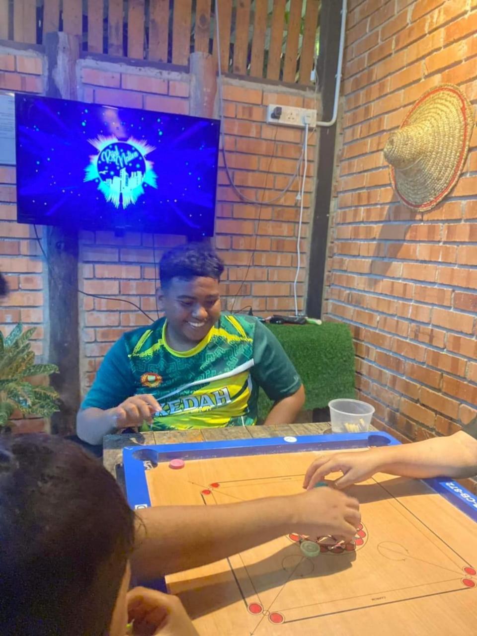 Dangau Sala D'Kontena Alor Setar Luaran gambar