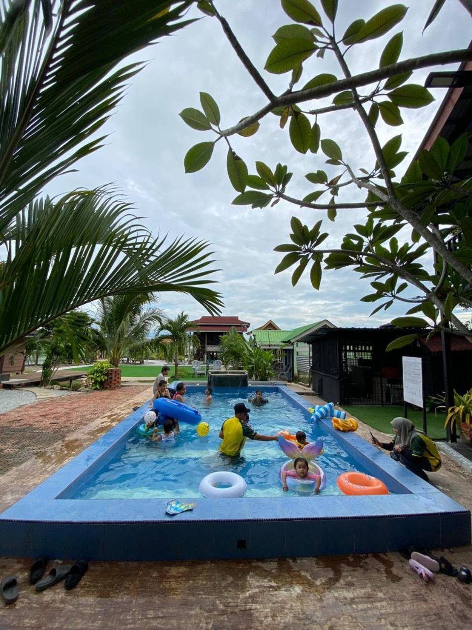 Dangau Sala D'Kontena Alor Setar Luaran gambar