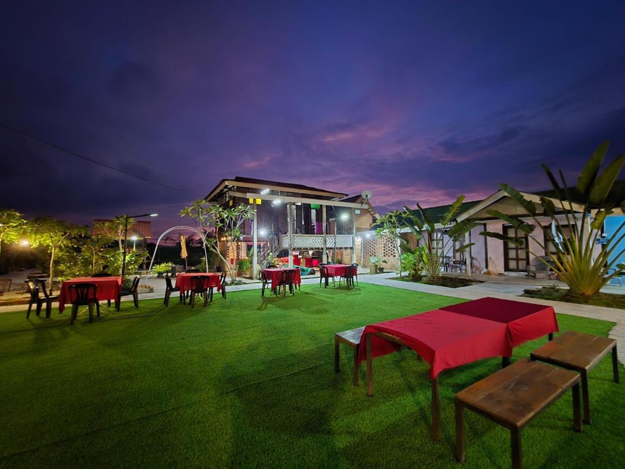 Dangau Sala D'Kontena Alor Setar Luaran gambar